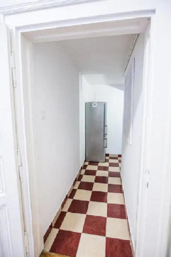 Center Apartment 5 Private Room For 19 People Budapest Exterior foto