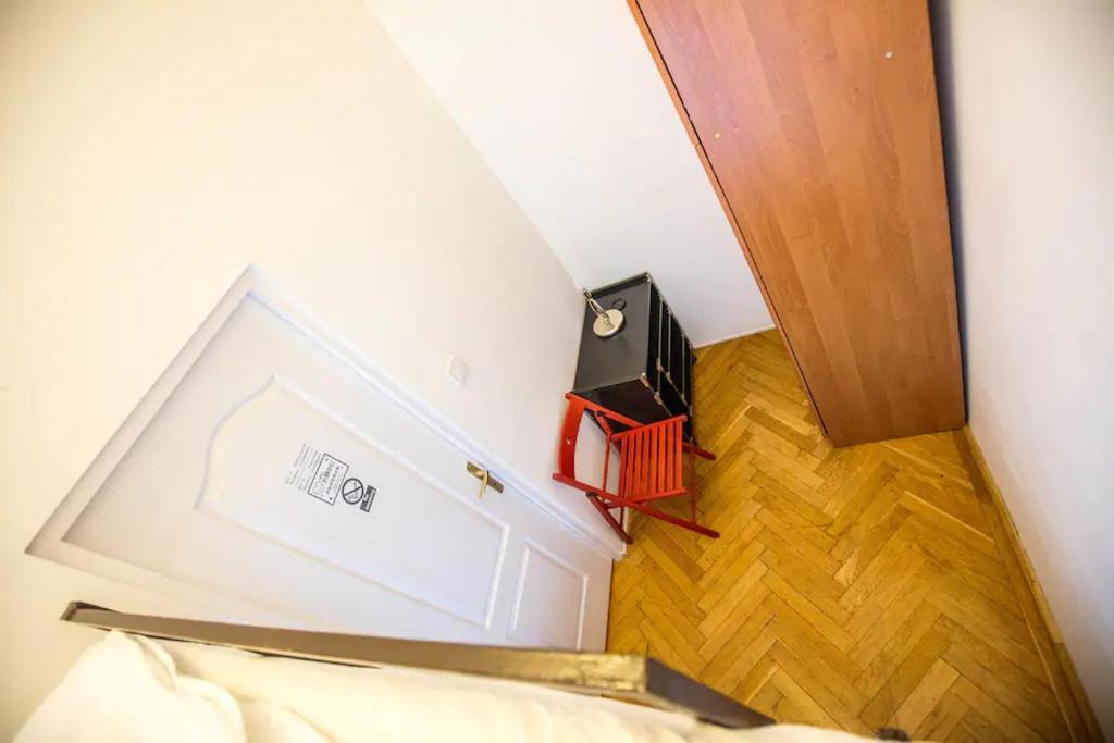 Center Apartment 5 Private Room For 19 People Budapest Exterior foto